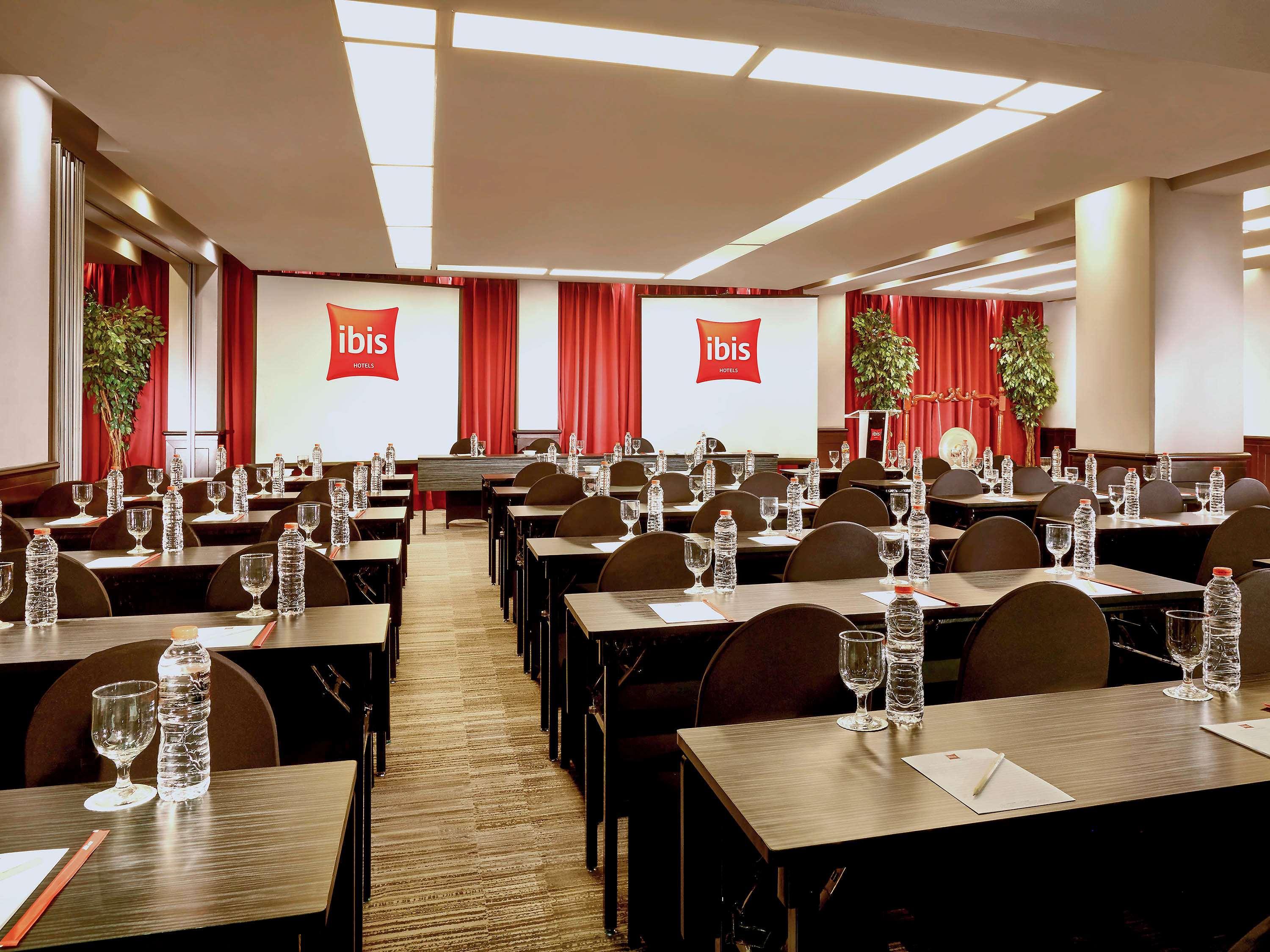 Hotel Kimaya Slipi Jakarta By Harris Extérieur photo