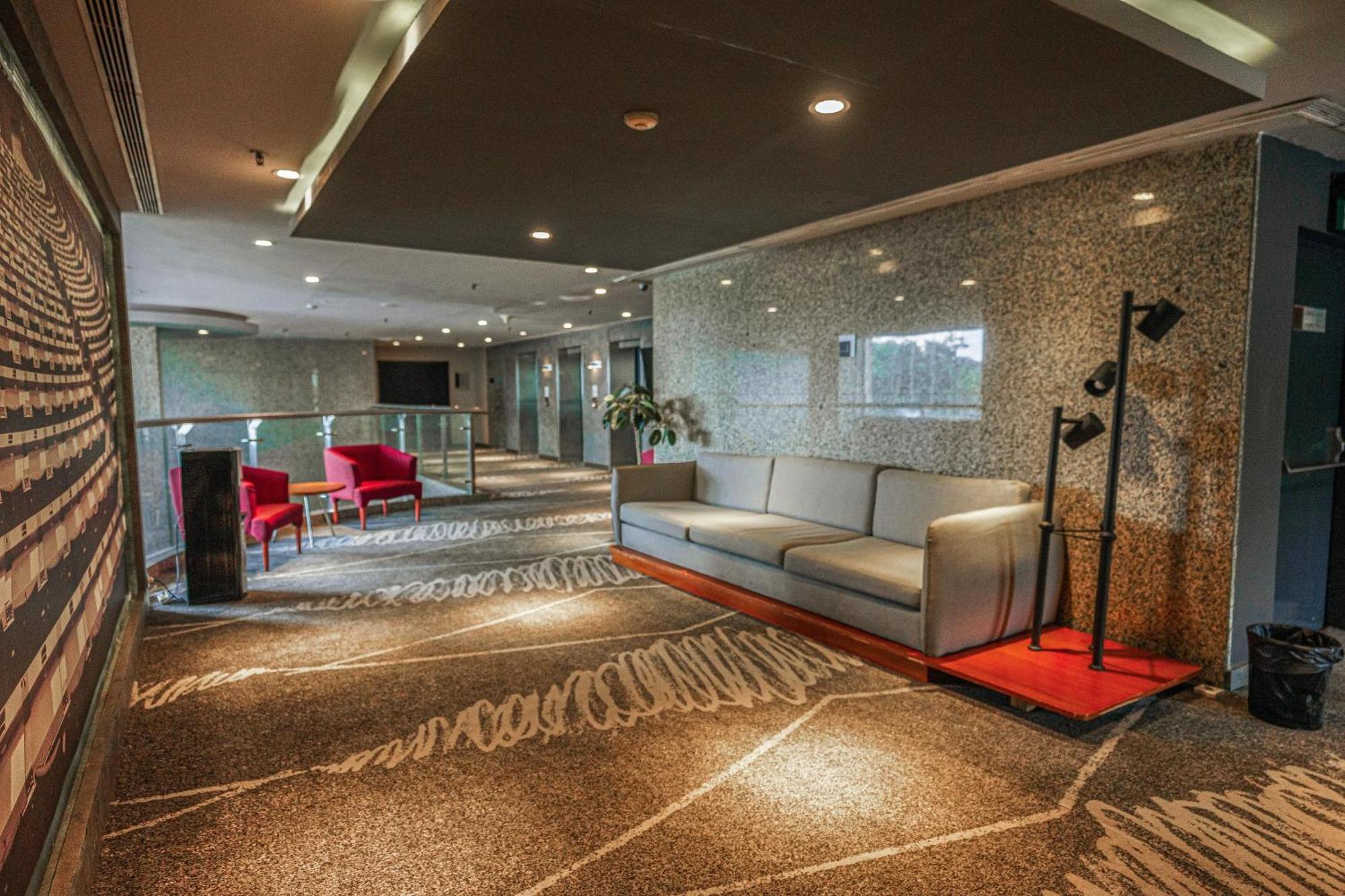 Hotel Kimaya Slipi Jakarta By Harris Extérieur photo