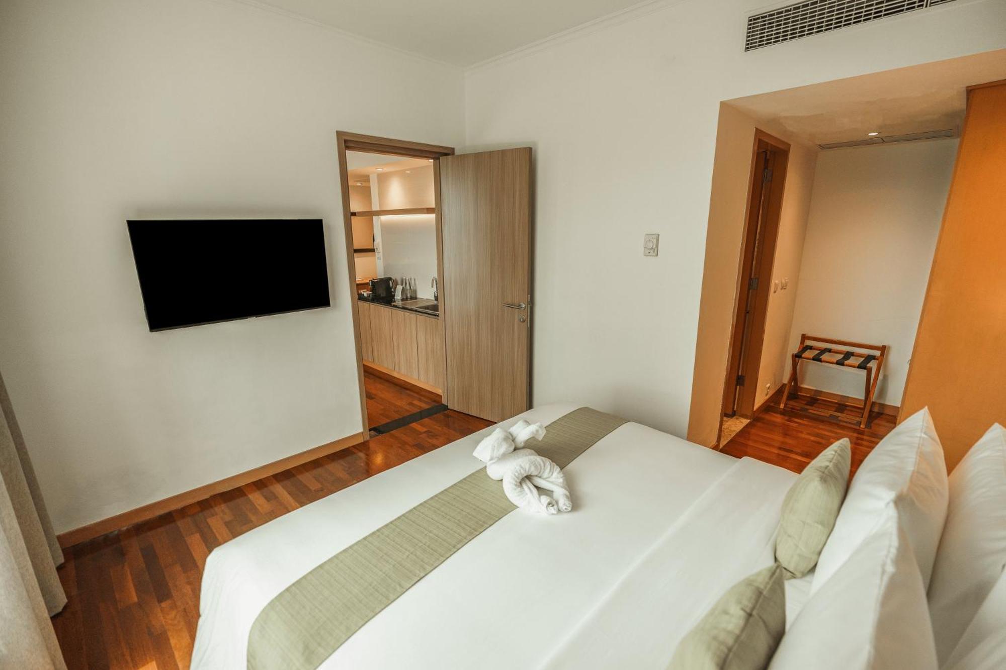 Hotel Kimaya Slipi Jakarta By Harris Extérieur photo