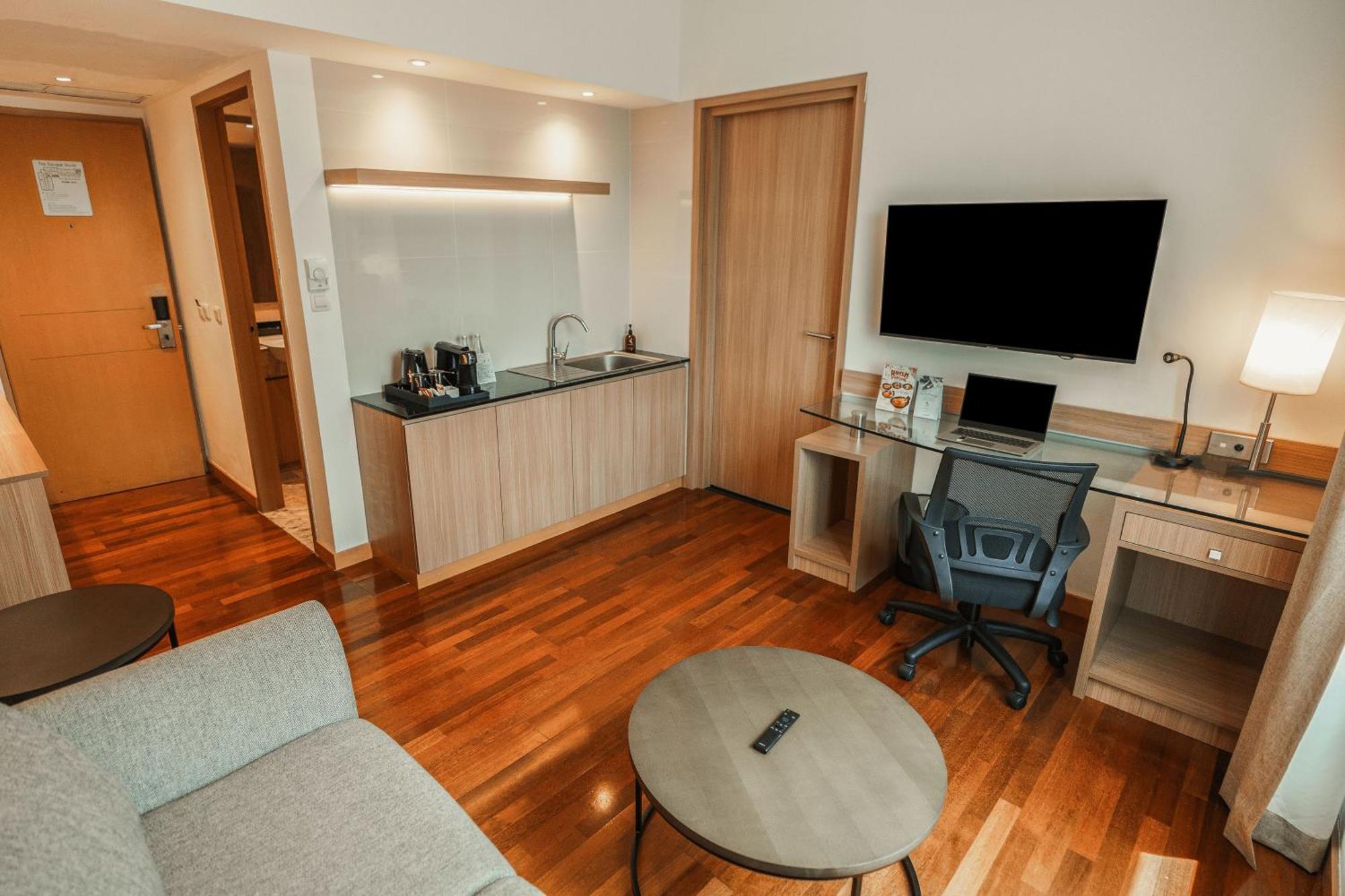 Hotel Kimaya Slipi Jakarta By Harris Extérieur photo