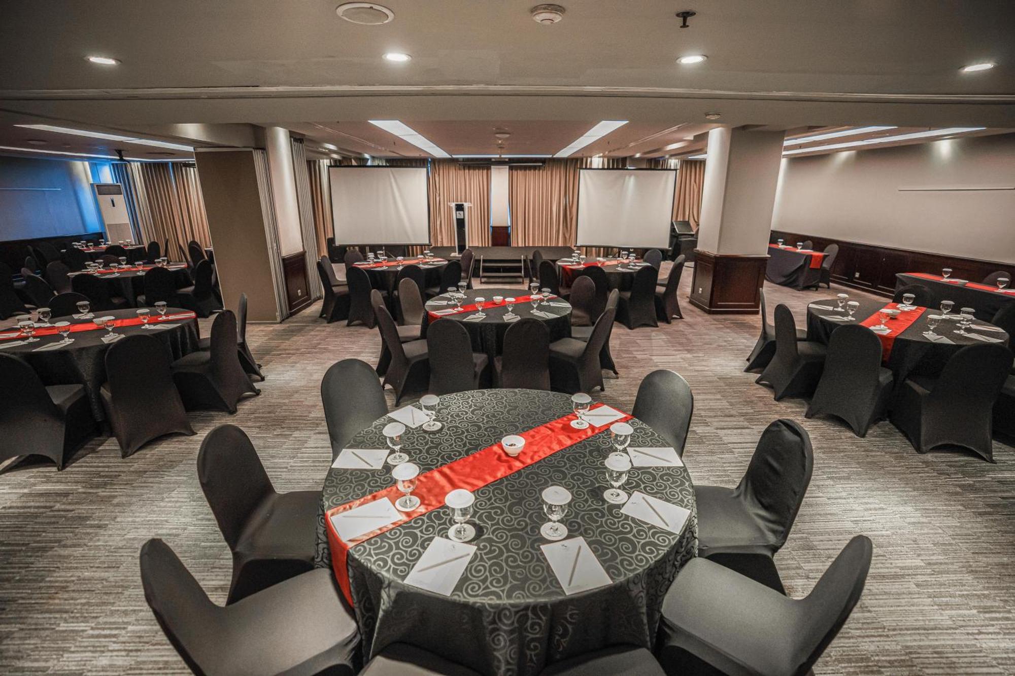 Hotel Kimaya Slipi Jakarta By Harris Extérieur photo