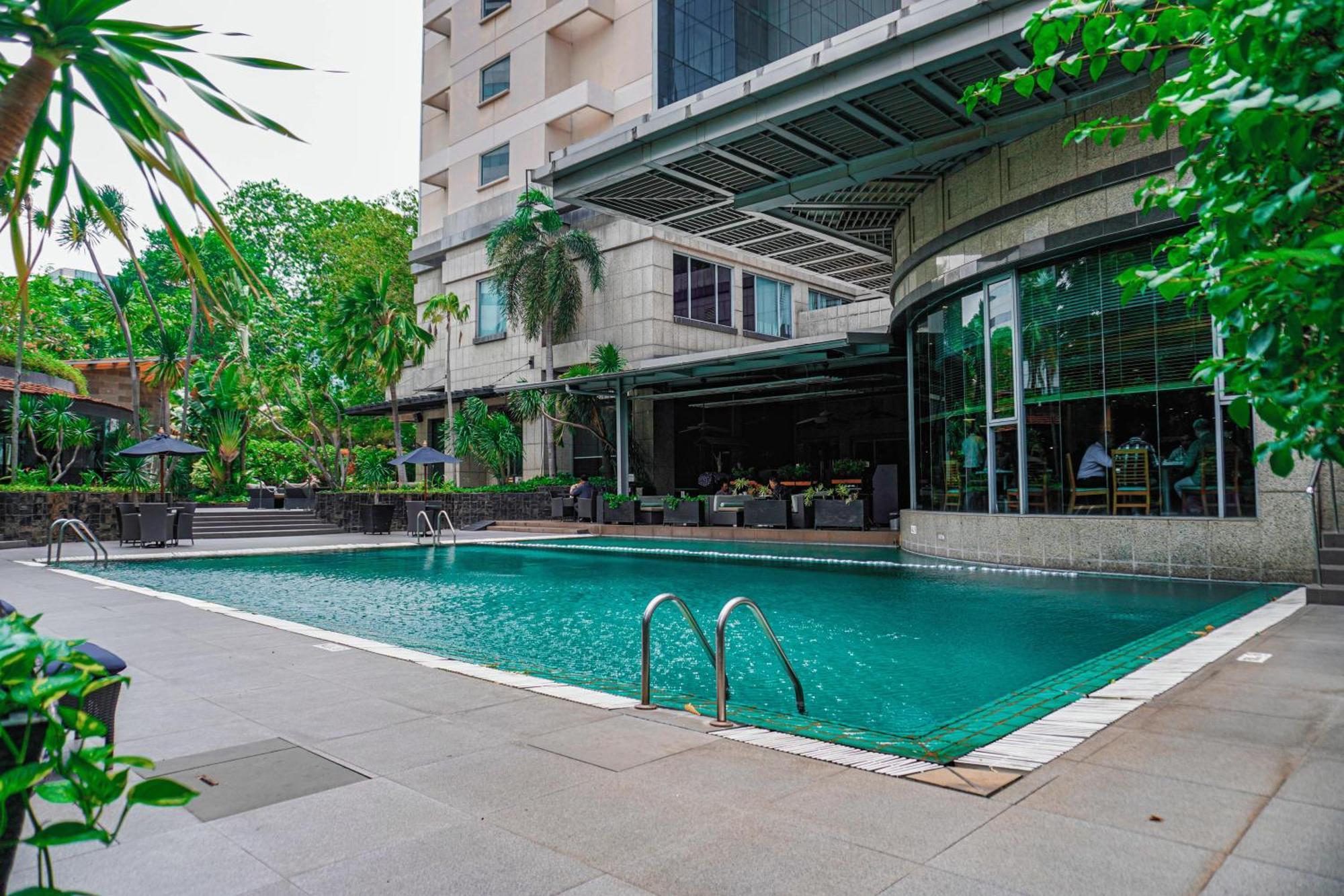 Hotel Kimaya Slipi Jakarta By Harris Extérieur photo