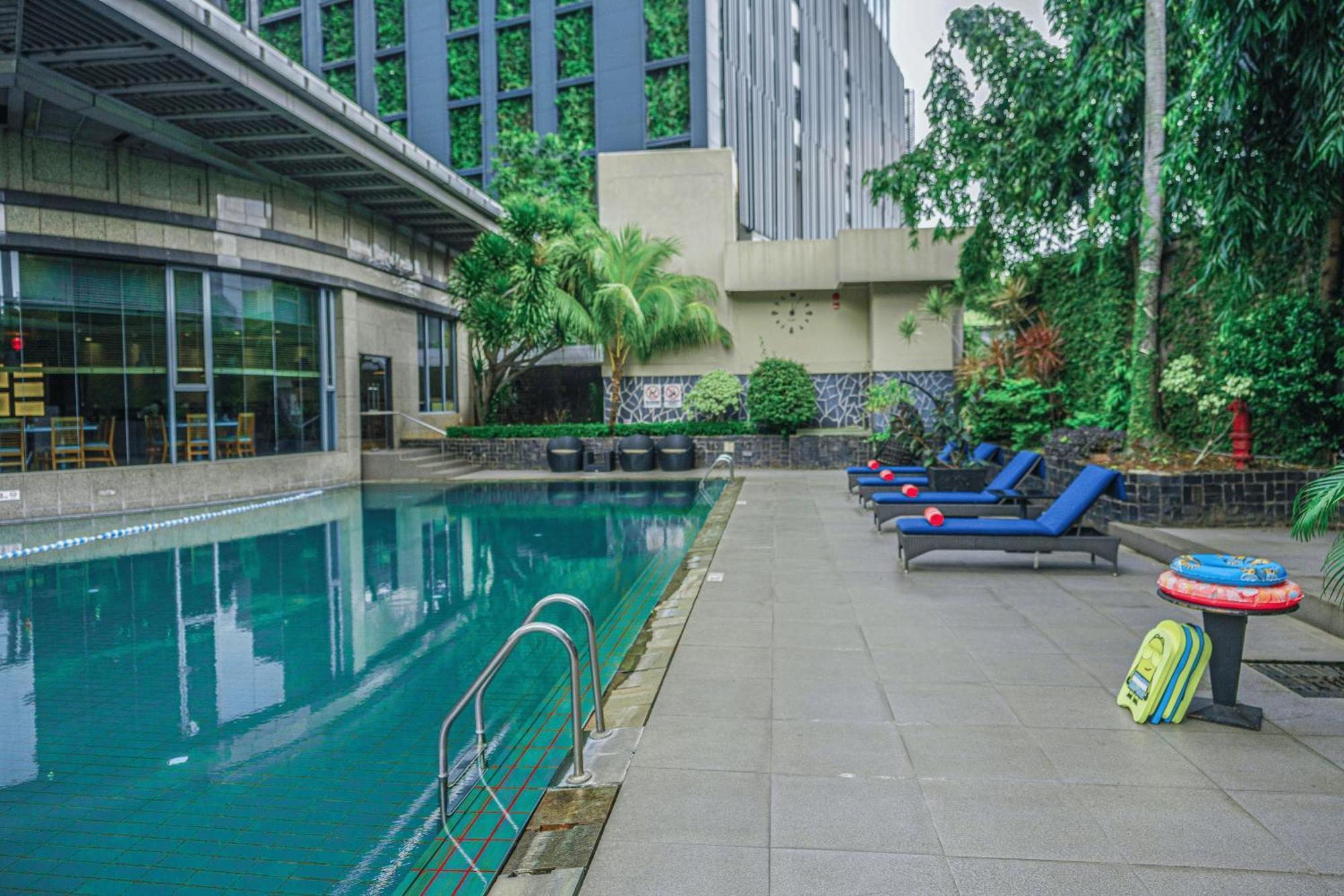 Hotel Kimaya Slipi Jakarta By Harris Extérieur photo