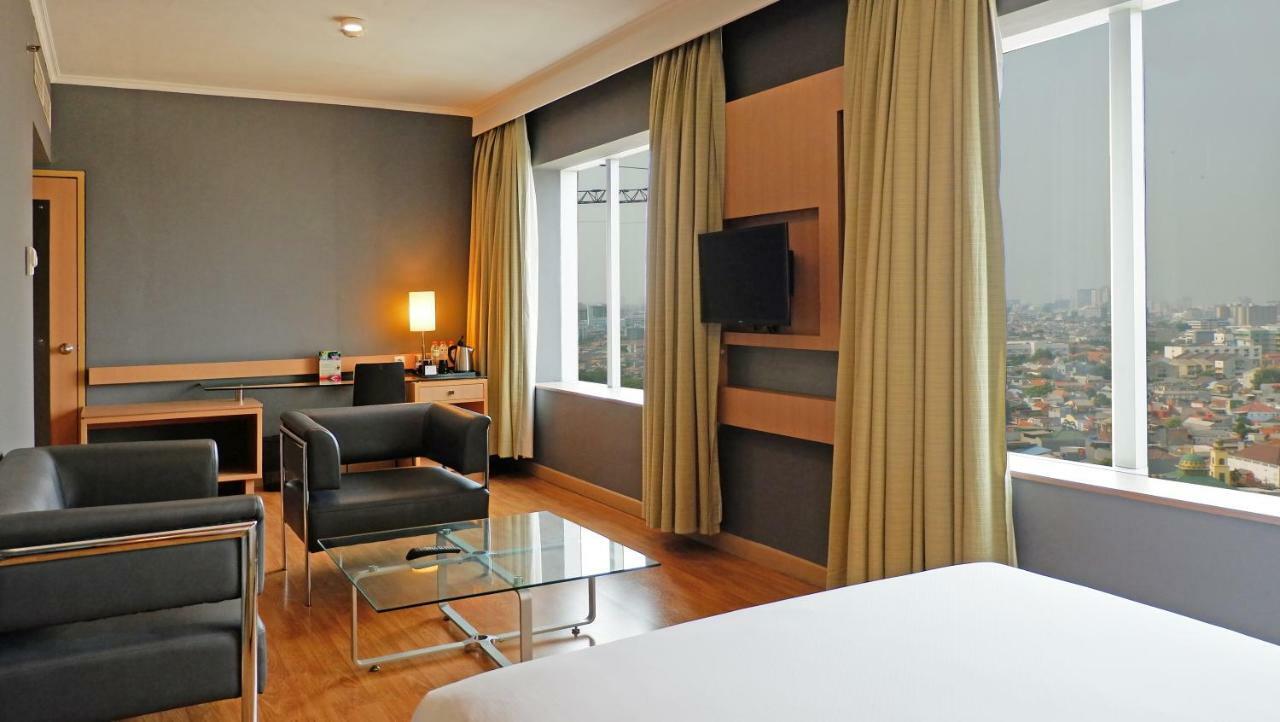Hotel Kimaya Slipi Jakarta By Harris Extérieur photo